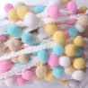 Guirlande de pompons pastels / Décoration bébé, pompons multicolores