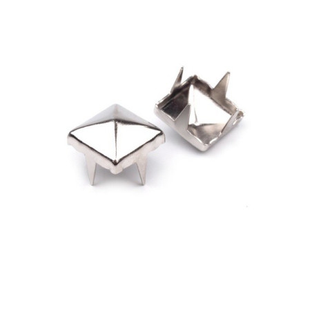 50 rivets crampons pyramide metal argent 7 mm